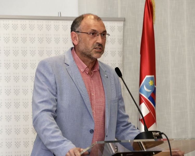 Nino Abramović podnio ostavku na mjestu predsjednika Požeškog športskog saveza