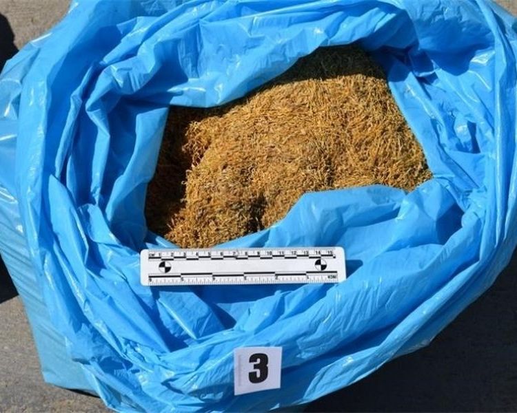 Policija pretražila kuću 47-godišnjaka na požeškom području i pronašla više od kilograma duhana bez markica