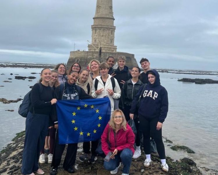 Učenici Ekonomske škole Požega sudjelovali u Erasmus+ mobilnostima u Francuskoj i Poljskoj