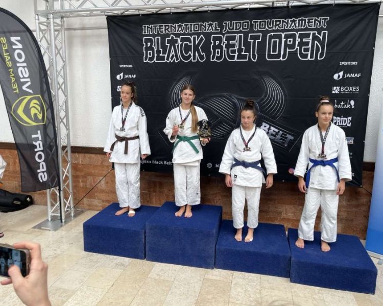 Judo klub Slavonac osvojio četiri medalje na međunarodnom turniru Black Belt Open u Zagrebu