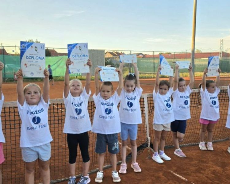Završena druga ovogodišnja Ljetna škola tenisa: kroz dva ciklusa prošla 72 polaznika