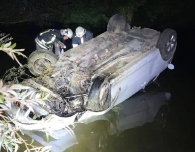 Automobil sletio u Orljavu kod Brodskog Drenovca, jedna osoba ozlijeđena