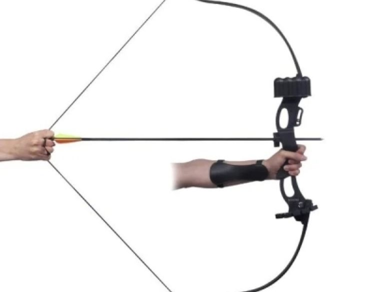 Noćas alkoholizirani 29-godišnjak u kafiću u Velikoj izvadio luk i strijelu - završio na smještaju u policijskoj postaji