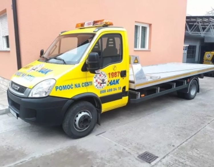 Autoklub Požega upozorava da je rok za zimske gume na vašem automobilu 15.11. i podsjeća za gume možete besplatno zamijeniti u Autoklubu