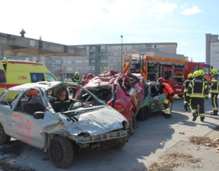 Terenska pokazna vježba Civilne zaštite Požega 2026. u kojoj sudjeluju sve žurne službe zaštite i spašavanja