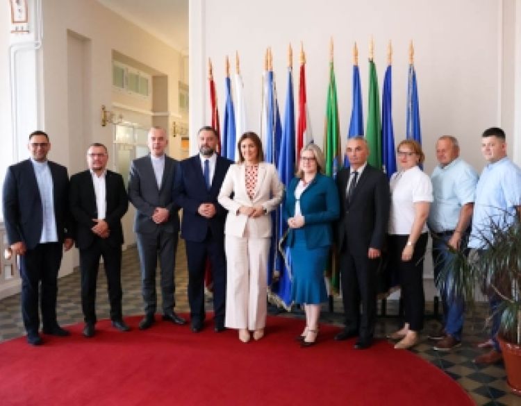 Potpisan novi sporazum o suradnji: Požeško-slavonska županija i Hrvatsko nacionalno vijeće nastavljaju podupirati Hrvate u Srbiji
