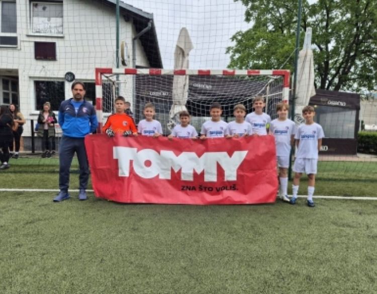 NK Slavonija Požega pobjednička ekipa Tommy turnira u malom nogometu u Osijeku