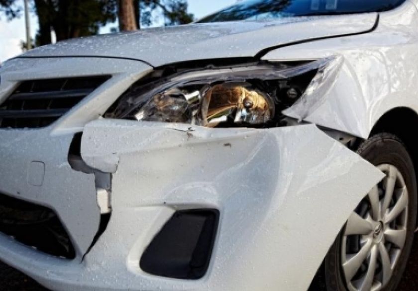 28-godišnjak s vozilom započeo skretati ulijevo kada ga je već pretjecao 41-godišnjak s automobilom pa je došlo do prometne nesreće