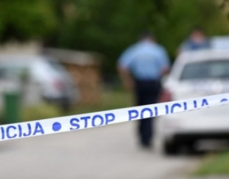 U Velikoj 35-godišnji višestruki počinitelj prometnih prekršaja vožnjom unazad udario u motocikli ali opet uz alkohol od 1,79 promila