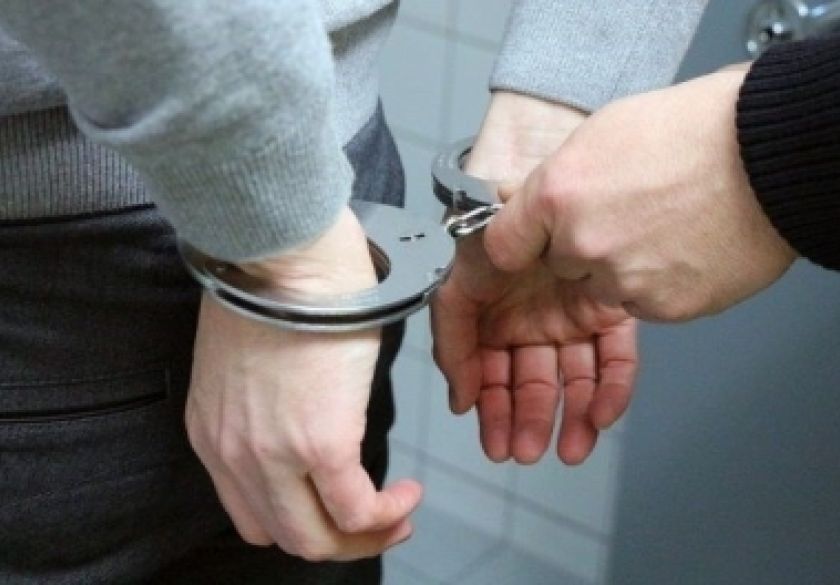 U Eminovcima uhićen 45-godišnji višestruki počinitelj prometnih prekršaja i ukinutom vozačkom dozvolom - oduzeto mu teretno vozilo