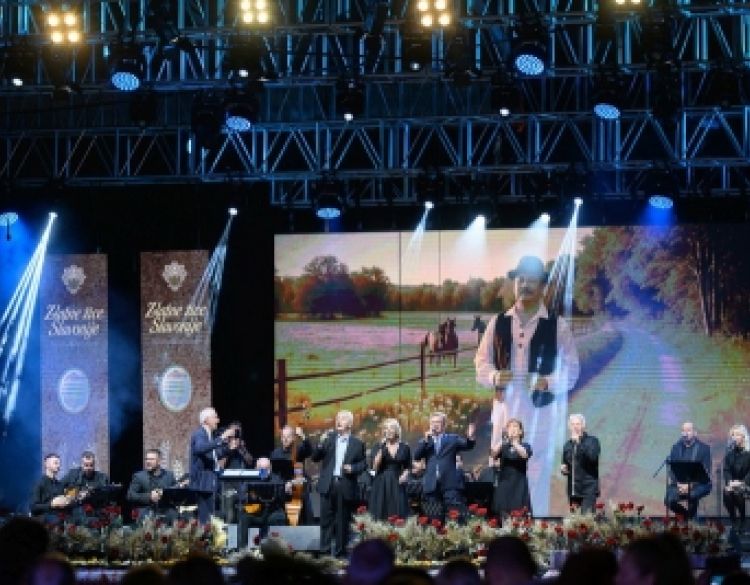 Druga večer festivala Zlatne žice Slavonije puna emocija i sjećanja - Požega je odala priznanje svom Borisu Ćiri Gašparcu
