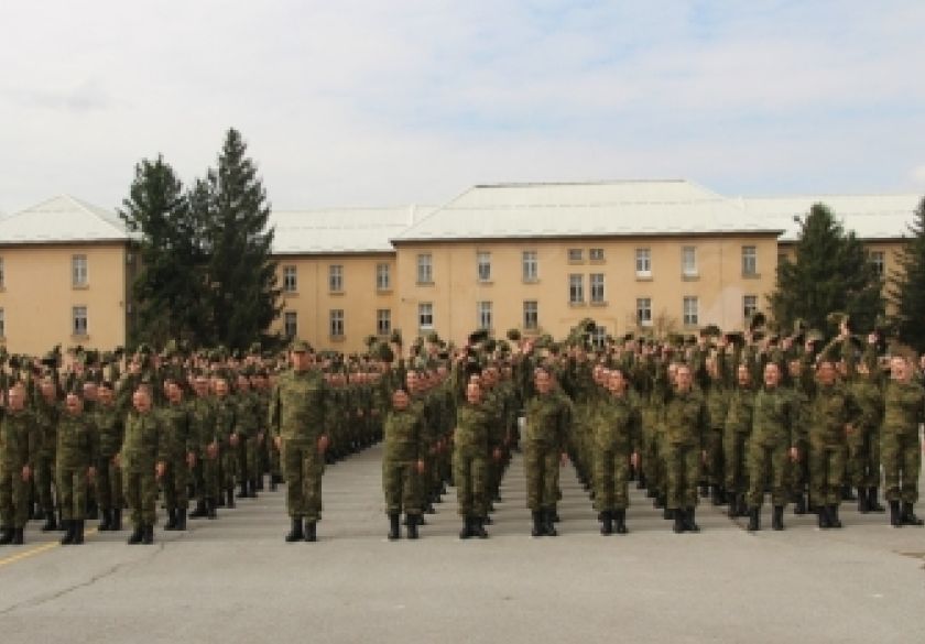Svečana prisega ročnika na 1. Temeljnom vojnom osposobljavanju - u Vojarni 123. brigade HV u Požegi 82 ročnice i 318 ročnika