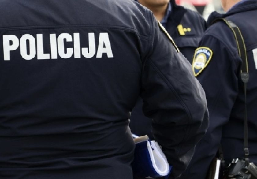 29-godišnjaku policija oduzela pištolj