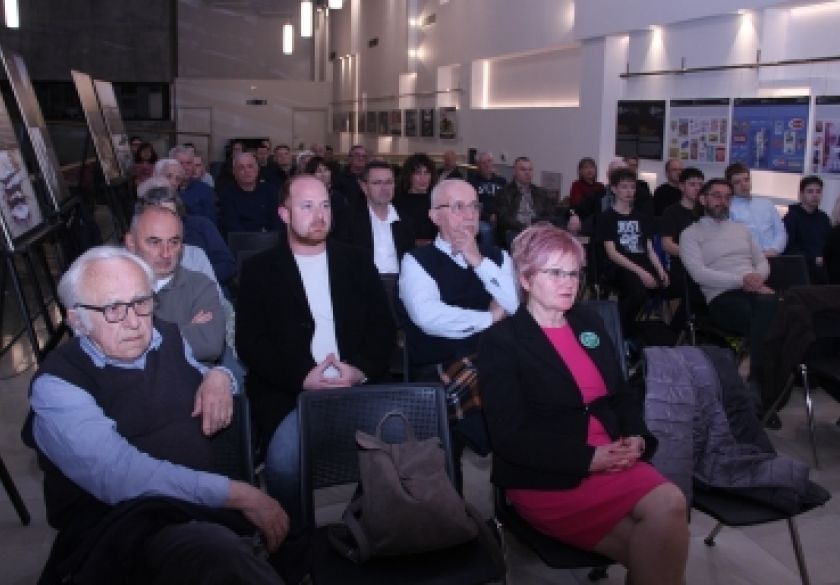 Održano uspješno predavanje o ratu u Ukrajini