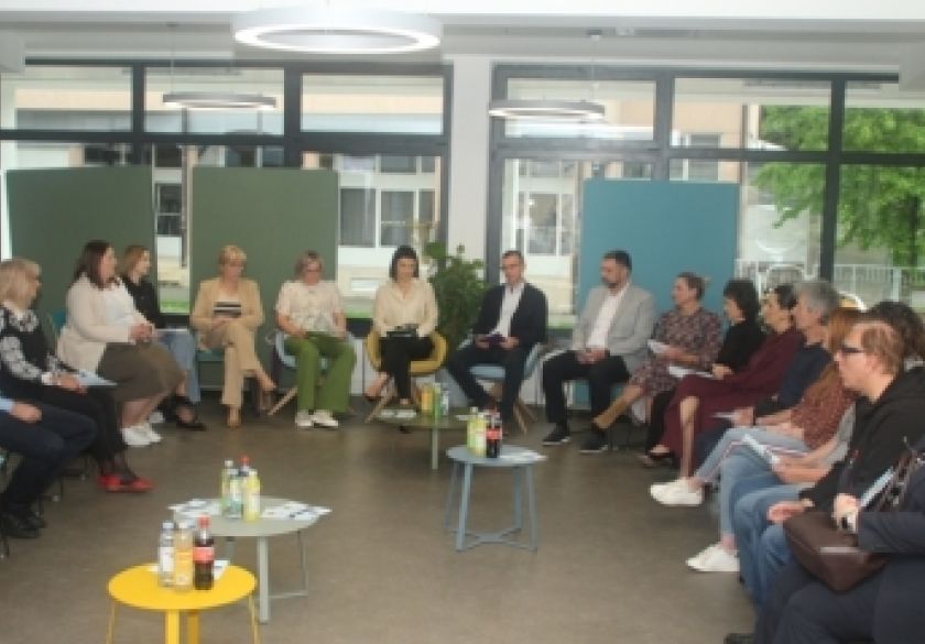 Obilježen prvi Nacionalni dana osoba s tjelesnim invaliditetom uz tribinu 