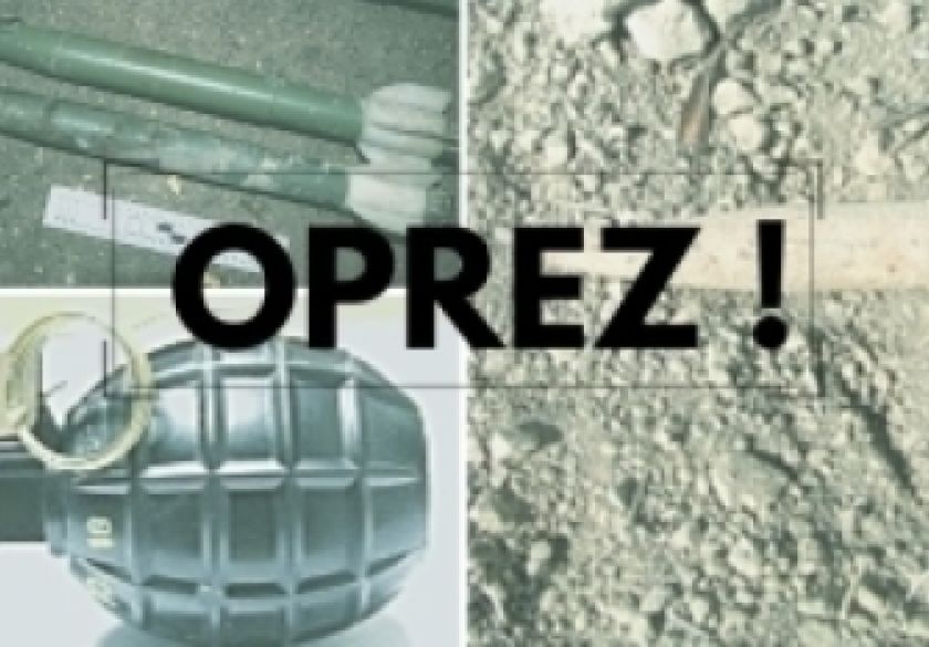 Kod Rajsavca u polju 72-godišnjak pronašao drvenu kutiju u kojoj je bila puška, nastavak za tromblon i 153 komada streljiva