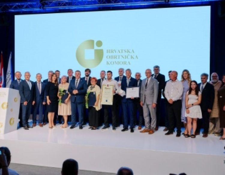Na svečanoj Akademiji Hrvatske obrtničke komore priznanja za Damira Špehara i Ivu Radoš iz Požeško-slavonske županije