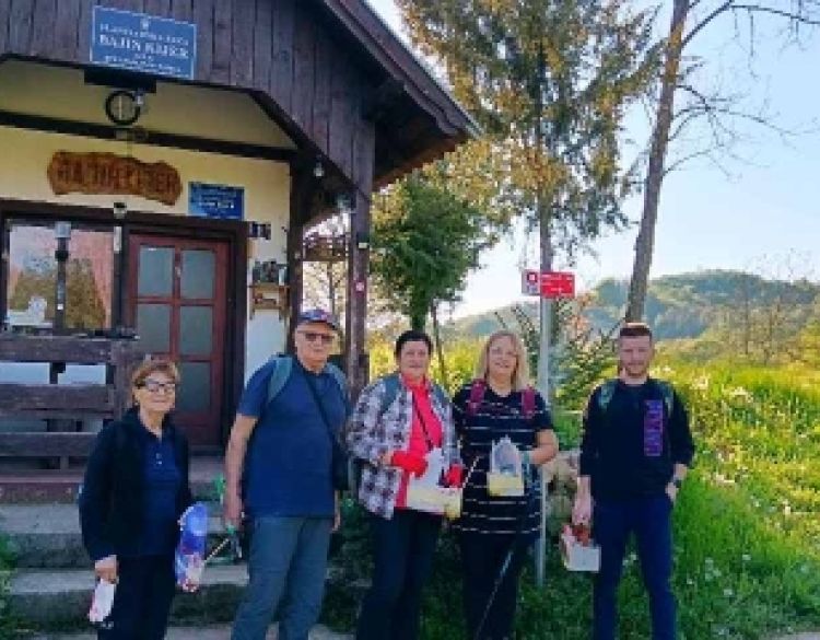 Markacisti HPD‑a Sokolovac obnovili dio staze 517 na Požeškoj gori