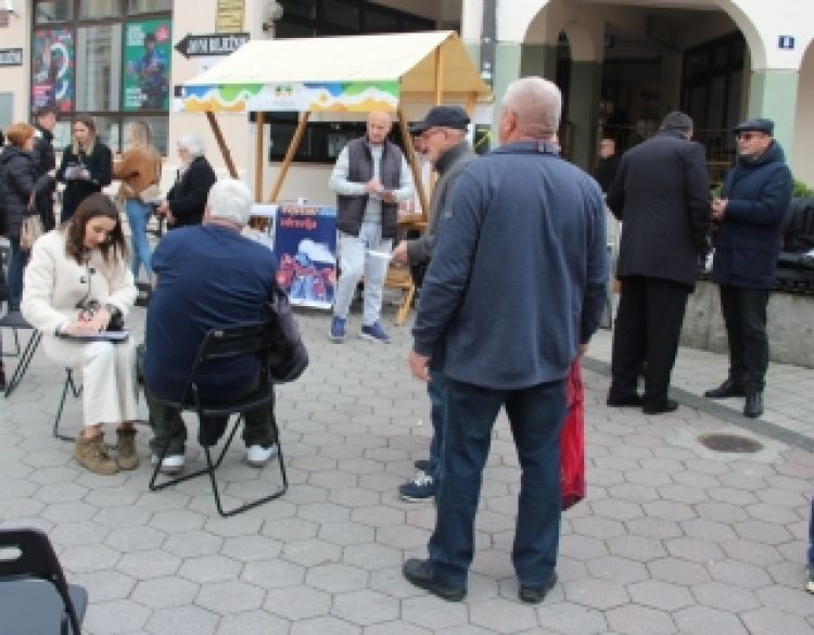 Javno zdravstvenom akcijom u središtu Požege obilježen Svjetski dan zdravlja 2026. - „Zdravi početci, budućnost puna nade“