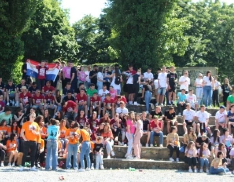Norijada 2026. - policija apelira na maturante da dostojno i mirno proslave završetak školske godine 22.05. u Parku kraj Orljave