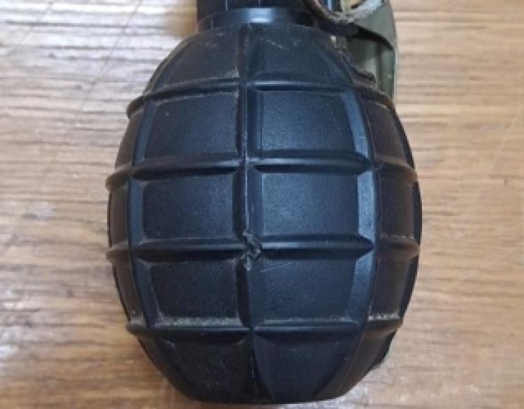 Anonimni građanin u Brestovcu policijskim službenicima dragovoljno predao ručnu bombu