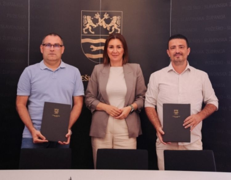 Potpisani ugovori za adaptaciju i opremanje sportske dvorane Tehničke škole u Požegi