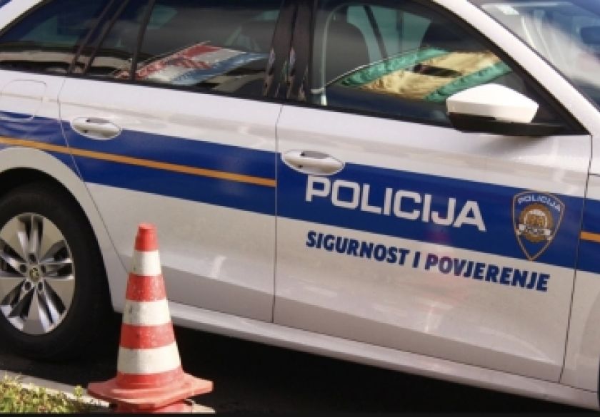 Nakon prometne nesreće napustio mjesto događaja, pronašla ga policija