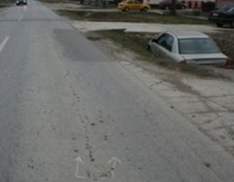 Pod utjecajem alkohola od 1,29 promila 35-godišnjak vozio kroz Vetovo uz korištenje mobitela i sletio u putni kanal te udario u betonski propust