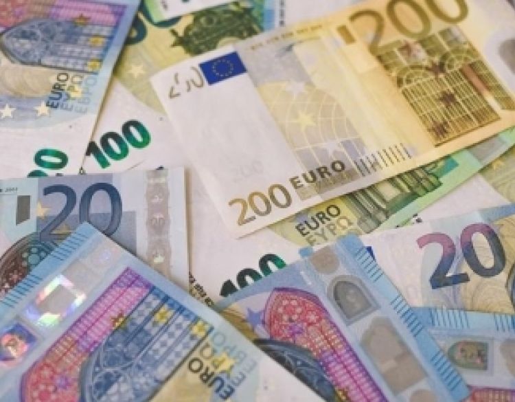 Zbog lažne SMS poruke za digitalno bankarstvo 30-godišnjakinja iz Kutjeva otvorila poveznicu i ostala bez novca