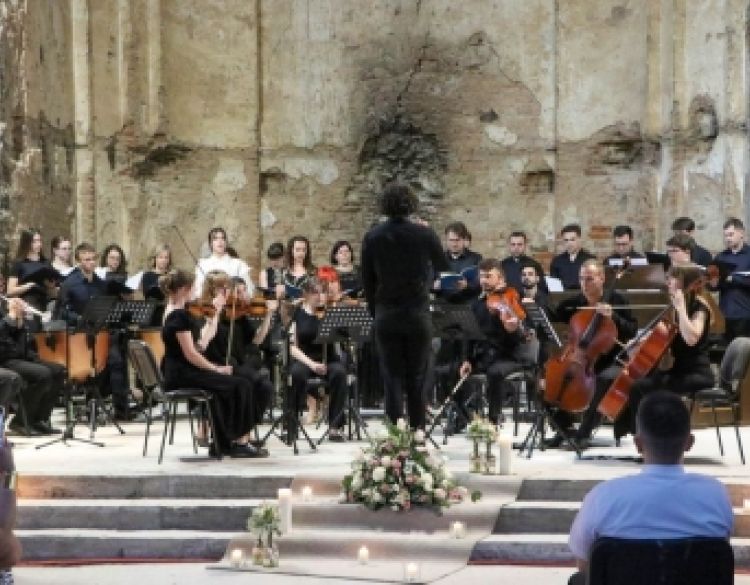Koncert klasične glazbe „Tu es Petrus“ ove nedjelje u Župnoj crkvi sv. Petra i Pavla u Kaptolu