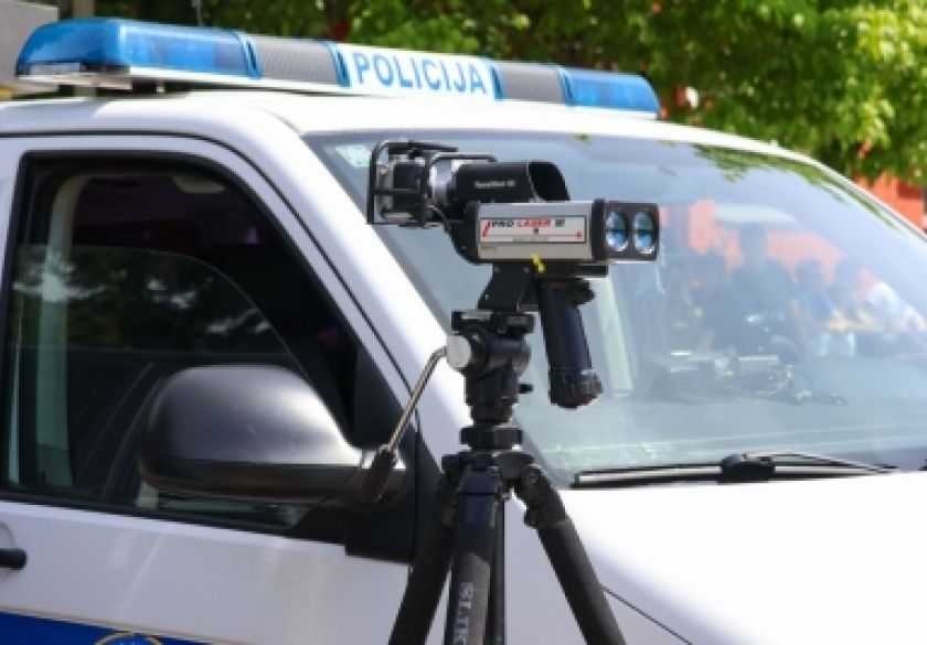 Policija za vikend utvrdila 86 prekršaja, najveća kazna 3.650 eura