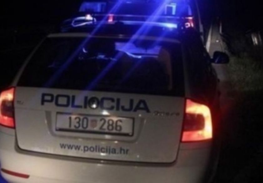 Noćas 46-godišnjakinja u Alilovcima sletjela s prometnice i udarila u kolni ulaz - ozlijeđena je