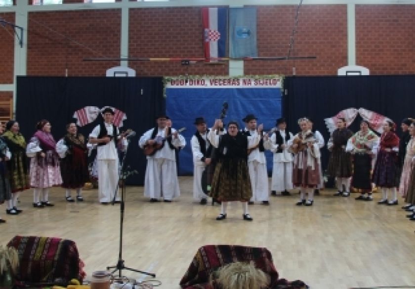 16. Smotra folklora 
