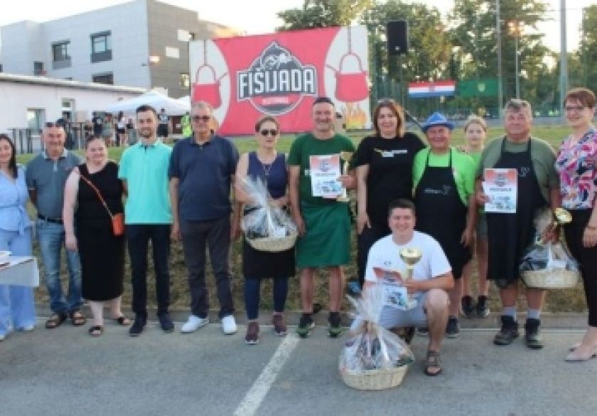 Održana 18. Fišijada u Pleternici s 33 kuhara natjecatelja, a najbolji je Benjamin iz Resnika