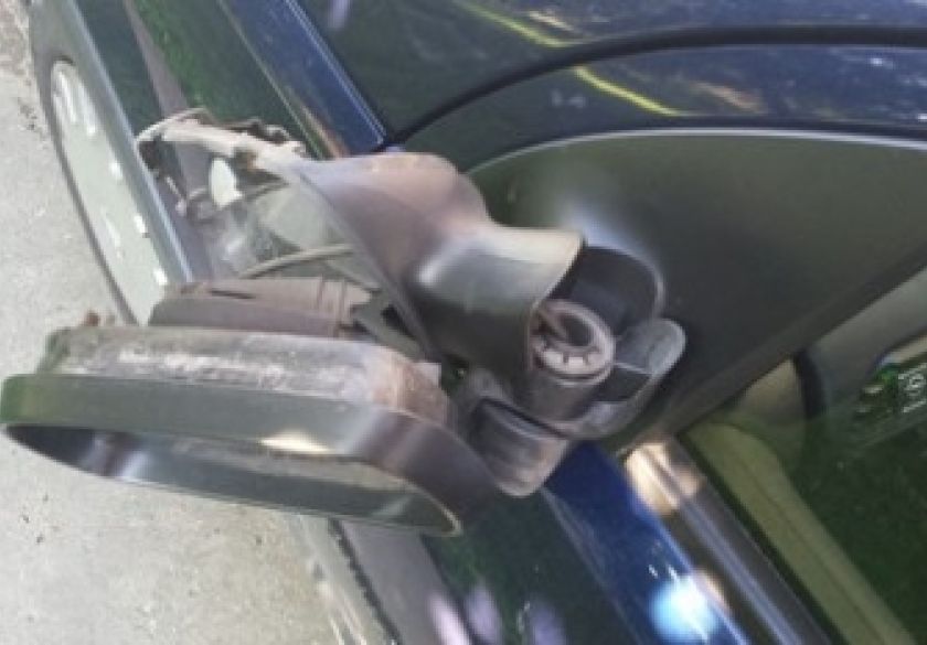 Došlo je do 3 prometne a u onoj u Požegi 40-godišnja vozačica udarila je bočnim ogledalom u nepravilno parkiran auto 68-godišnjaka