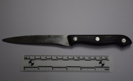 Kod 42-godišnjaka na parkiralištu u požeškoj Osječkoj ulici pronašli kuhinjski nož