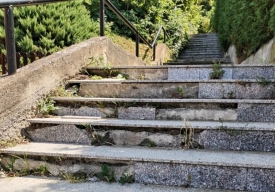 Grad Požega obavještava građane o sanaciji stuba u Ulici J. J. Strossmayera i zatvaranju za pješake
