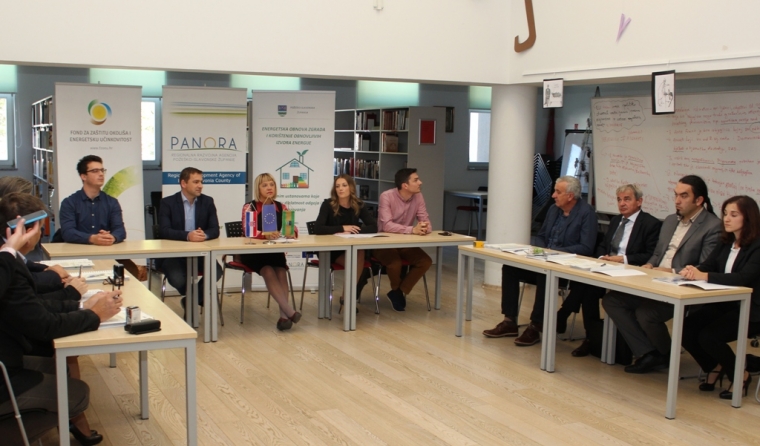 Ravnatelji potpisali ugovore o dodjeli bespovratnih sredstava