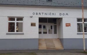 Udruženje obrtnika Požega tradicionalno organizira darivanje djece obrtnika uz Djeda Božičnjaka i kazališnu predstavu