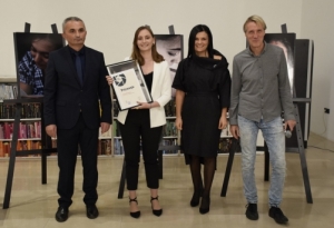 Otvorena izložba fotografija "Čitam.Osjećam"