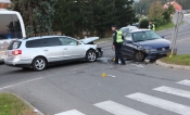 Klasično oduzimanje prednosti vozača Peugeota vozaču VW Passata