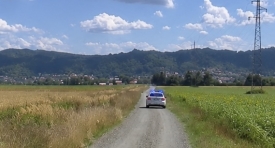 Pijani vozač pao s mopeda, u drugoj nesreći pijana vozačica udarila u automobil