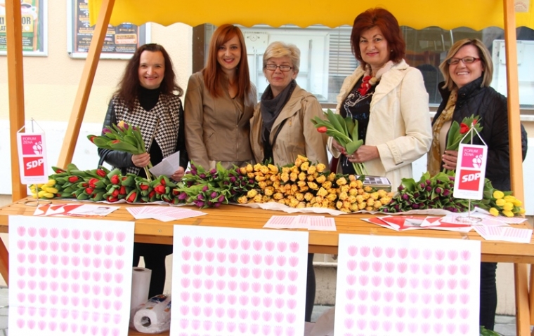 Uz tulipan, omiljeni cvijet Ane Rukavine prikupljali sredstva za zakladu