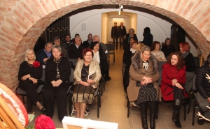 Udruga zavičajnih pisaca i slikara "Matko Peić" uz Valentinovo održala Večer poezije