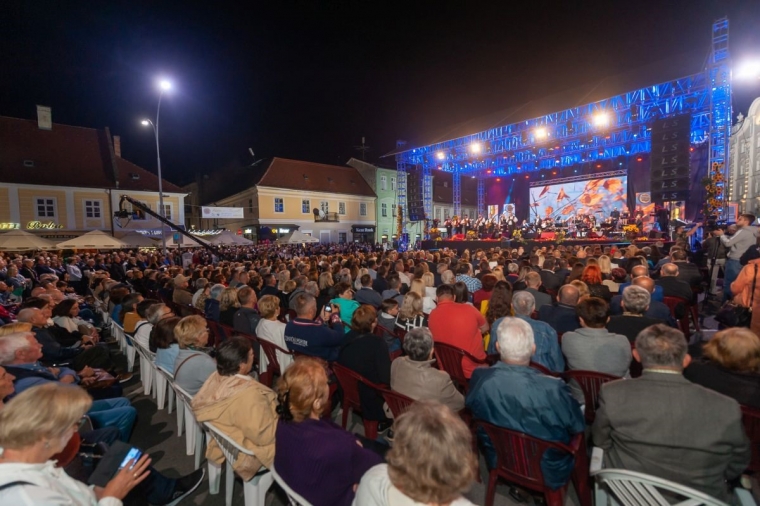 Zlatne žice Slavonije - Večer novih pjesama tamburaške glazbe