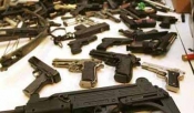 U policijskoj pretrazi kod 73-godišnjaka pronađene puške, 4 pištolja i streljivo