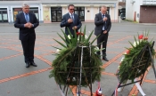 Uz sjećanje na „Bljesak“ položeni vijenci i svijeće uz spomenik poginulim hrvatskim braniteljima 123. brigade HV