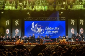 Uz večer novih tamburaških pjesama završilo 55. izdanje festivala Zlatne žice Slavonije