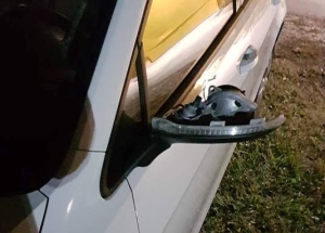 50-godišnja vozačica pokupila prometni znak u Eminovcima a 30-godišnjakinja u Novoselcima okrznula automobil prilikom mimoilaženja