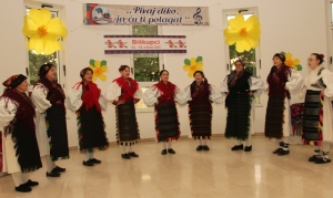 10. jubilarni Susret folklornih pjevačkih skupina "Pivaj diko, ja ću ti polagat" KUD-a "Šijaci" u Biškupcima